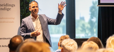 Sparren met juridisch en fiscaal adviesbureau